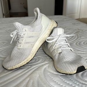 Women’s Adidas Ultraboost 7.5 in White